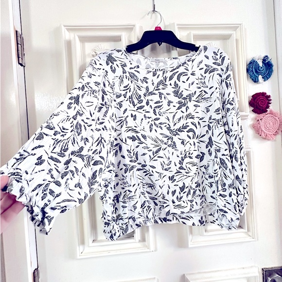 ๐FALL INTO LEAFY FLORALS๐BรHร Flowy ยพ th Balloon Sleeves Oversized Crop Top M - Picture 5 of 15